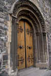 Exterior door at Christ's Church Cathedral (150777 bytes)